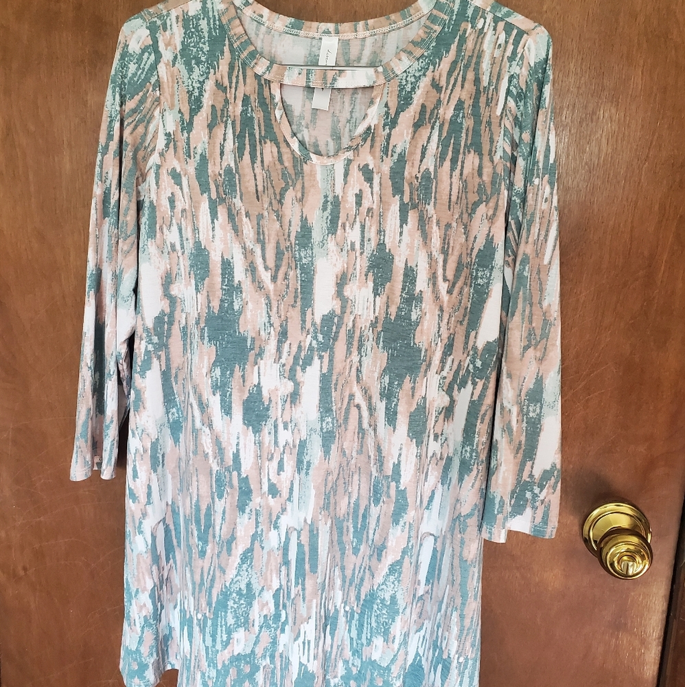 Blouse Top with 3/4 Sleeves